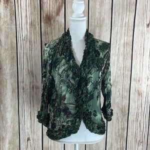 Agora Crinkle Floral Button Down Blouse w/Rose & Bead & Ruffle accents Small